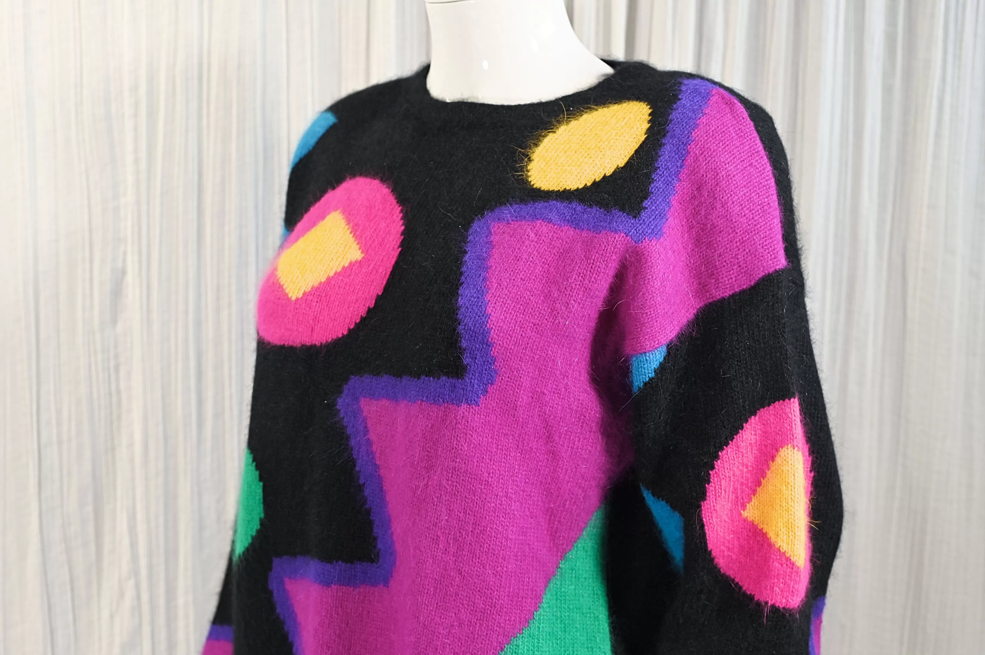 80s New Wave Sweater, Bright Playful Geometric Patterns M