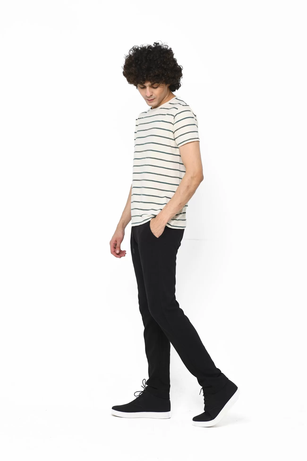 BASIC SLIM FIT T-SHIRT