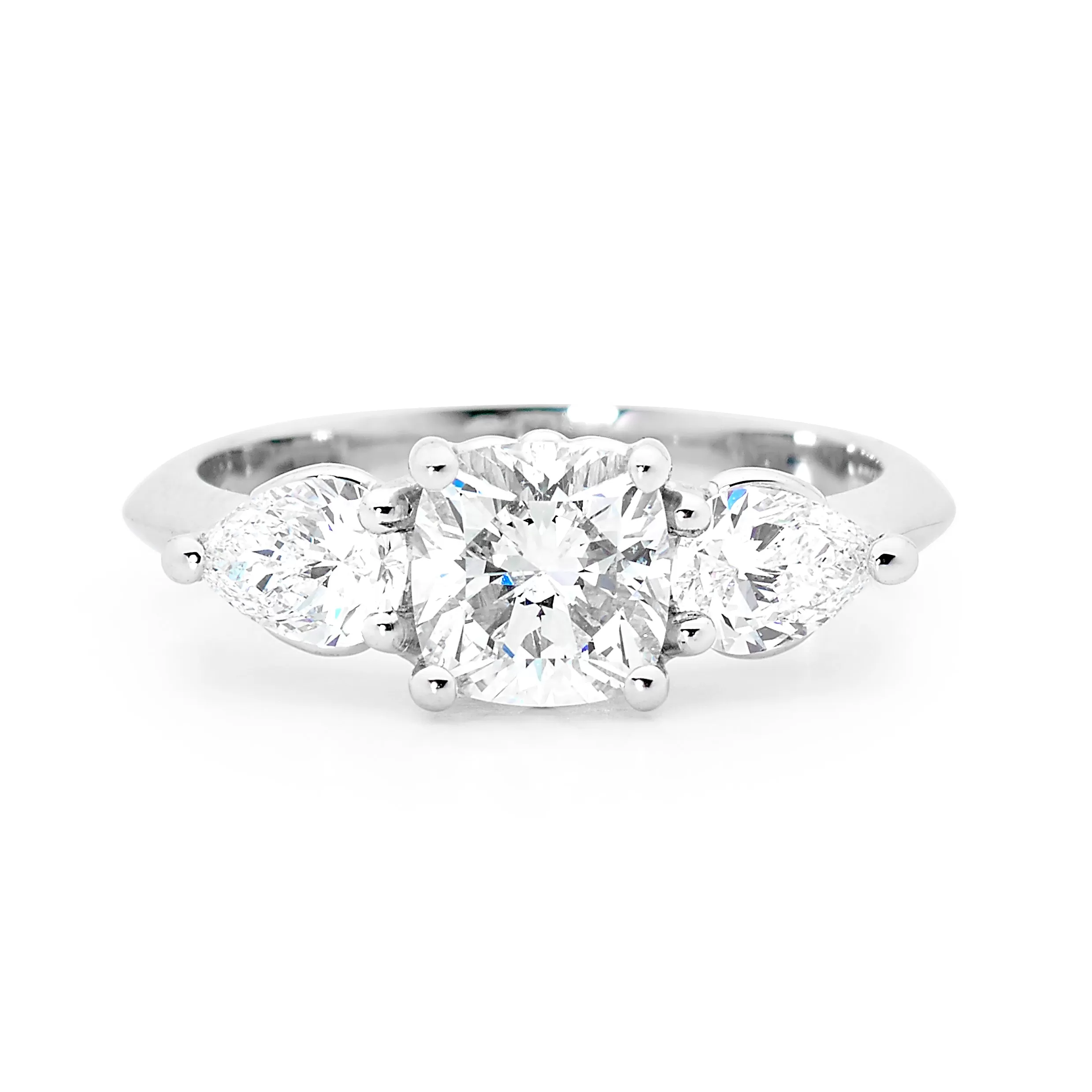 Cushion cut diamond ring