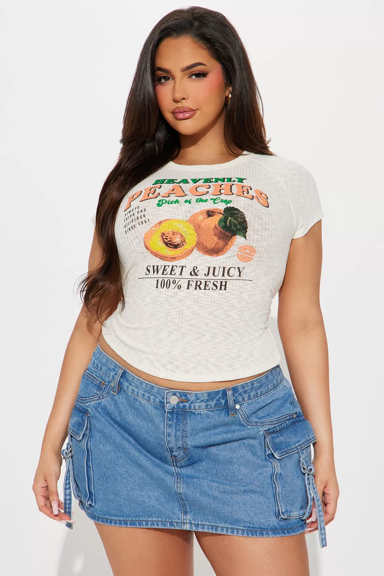 Farmers Fresh Peaches Tee - Sand