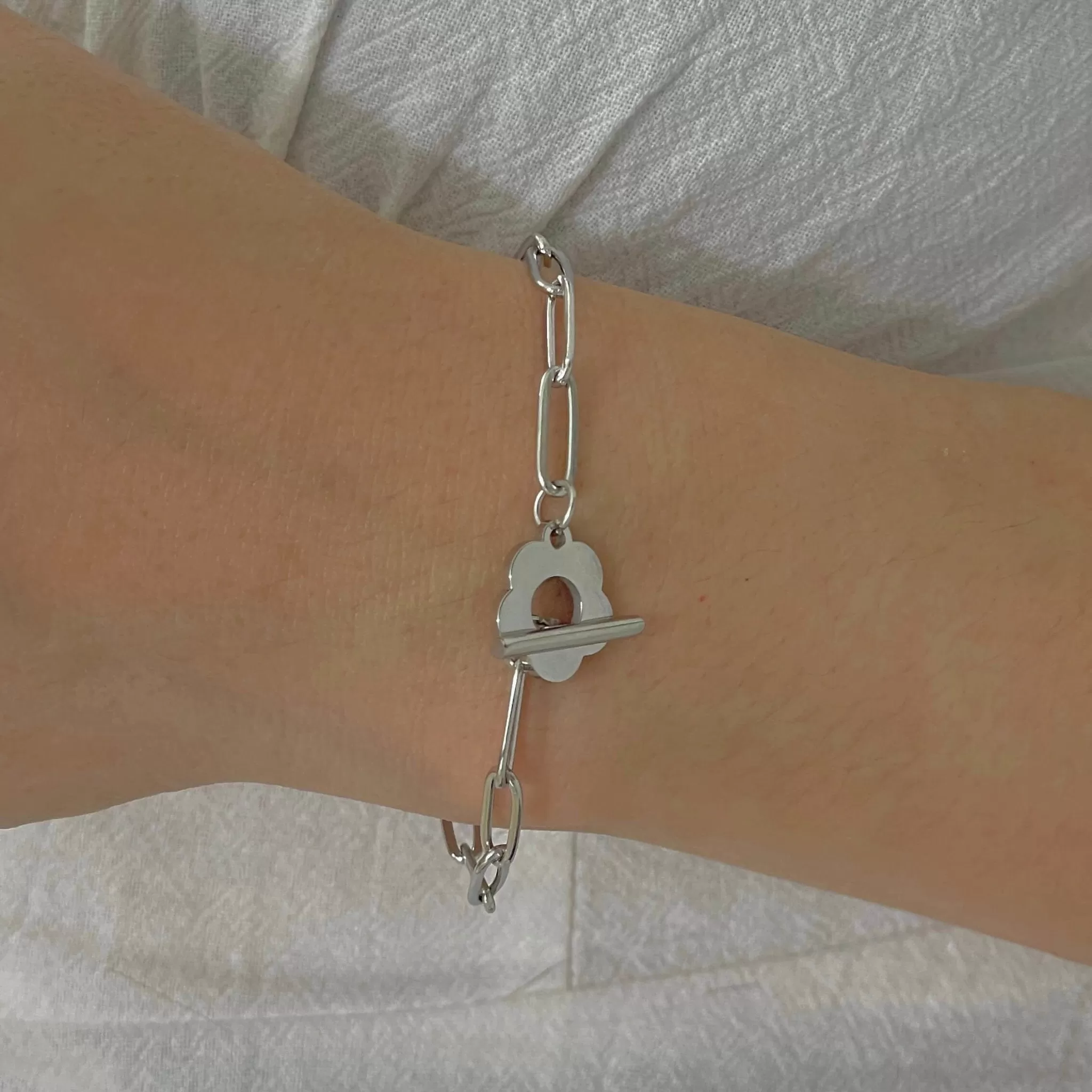 Flower Toggle Paperclip Bracelet Silver