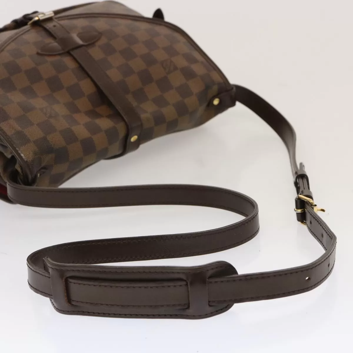 Louis Vuitton Saumur  Canvas Shoulder Bag (Pre-Owned)