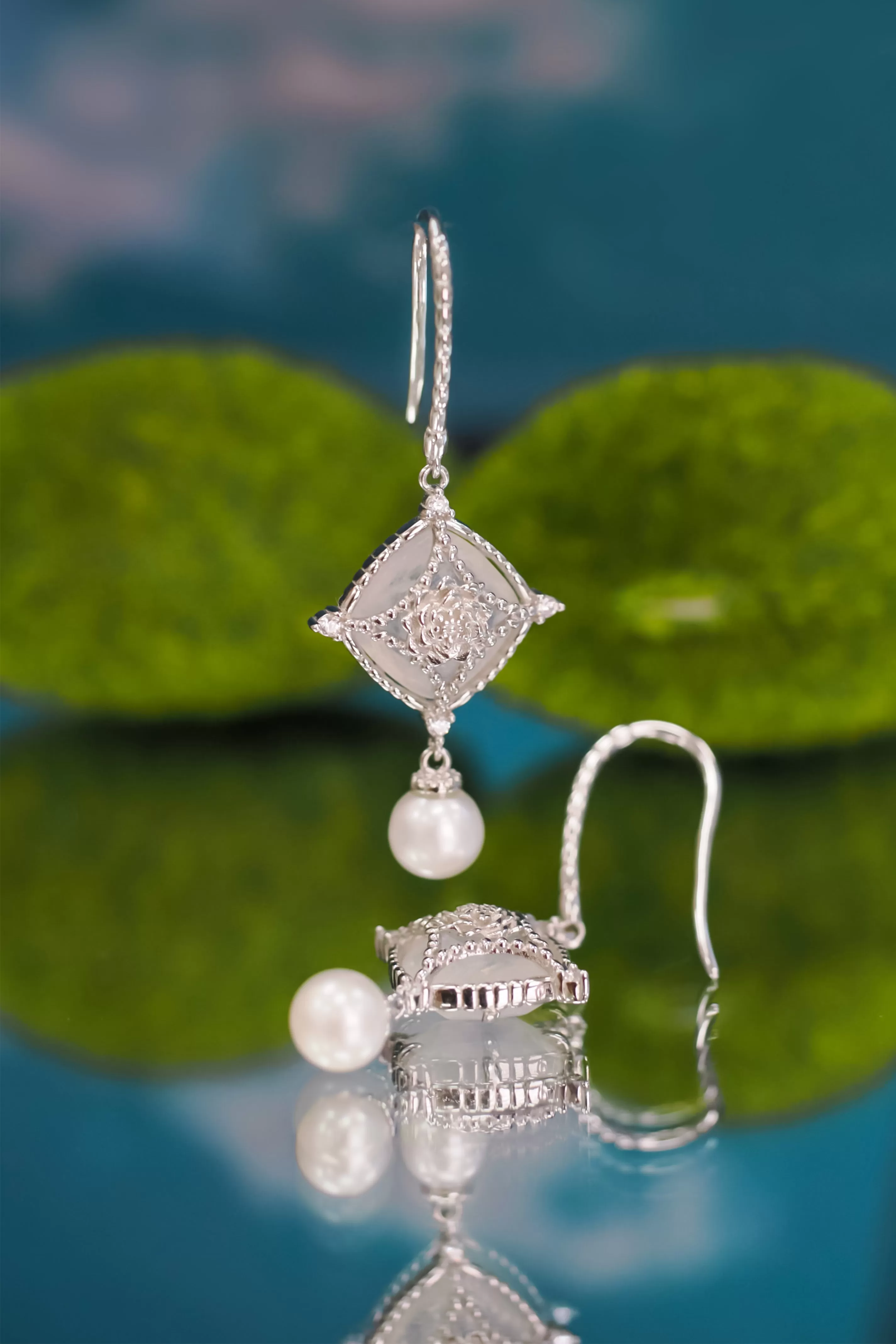 Moonstone & Freshwater Pearl Silver Earrings - Water Lily