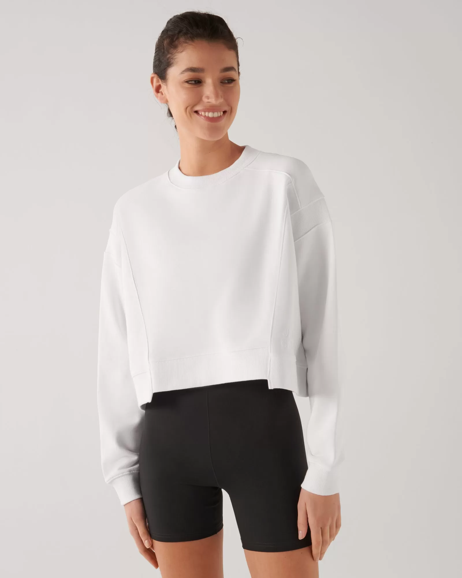 PRIME CROP SWEATER WHITE