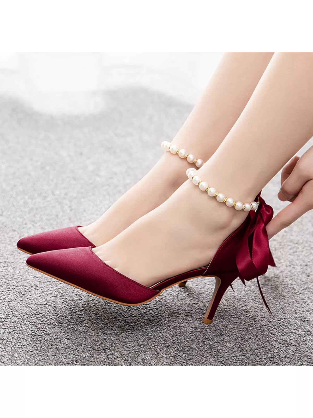 Solid Color Pearl Satin Pointed Toe Heels