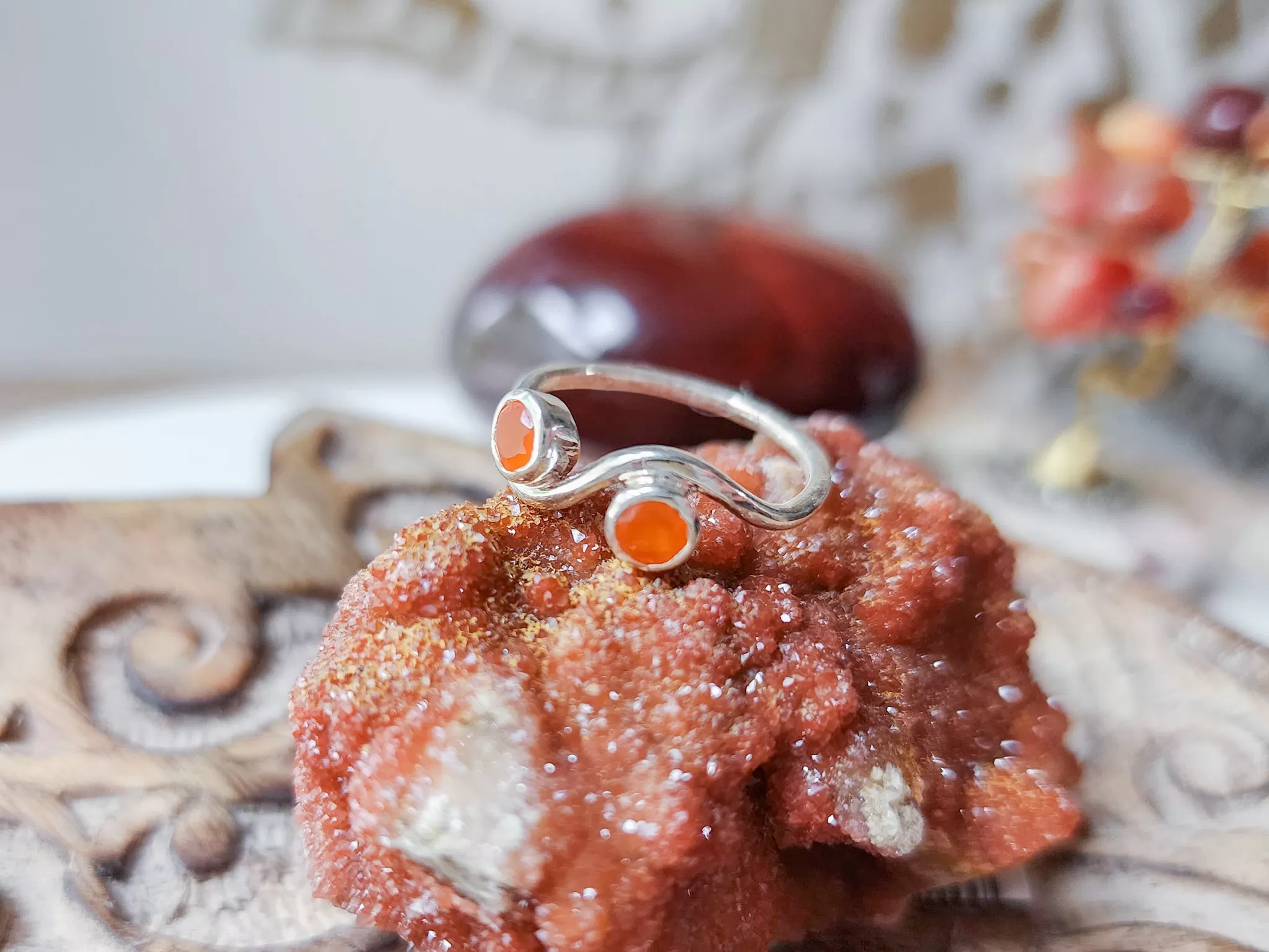 Wavy Crystal Sterling Ring || Carnelian