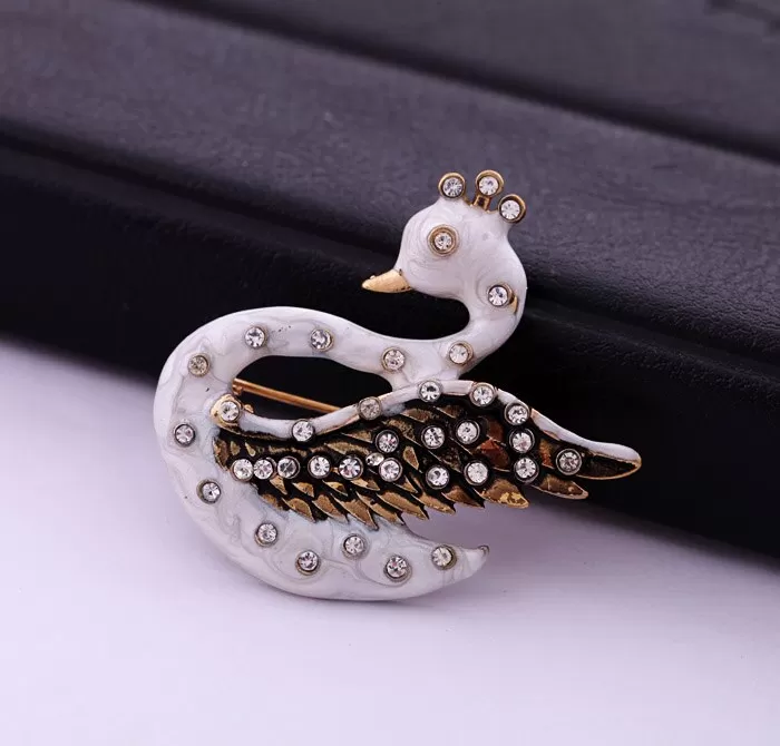 White Swan Crystal  Brooch